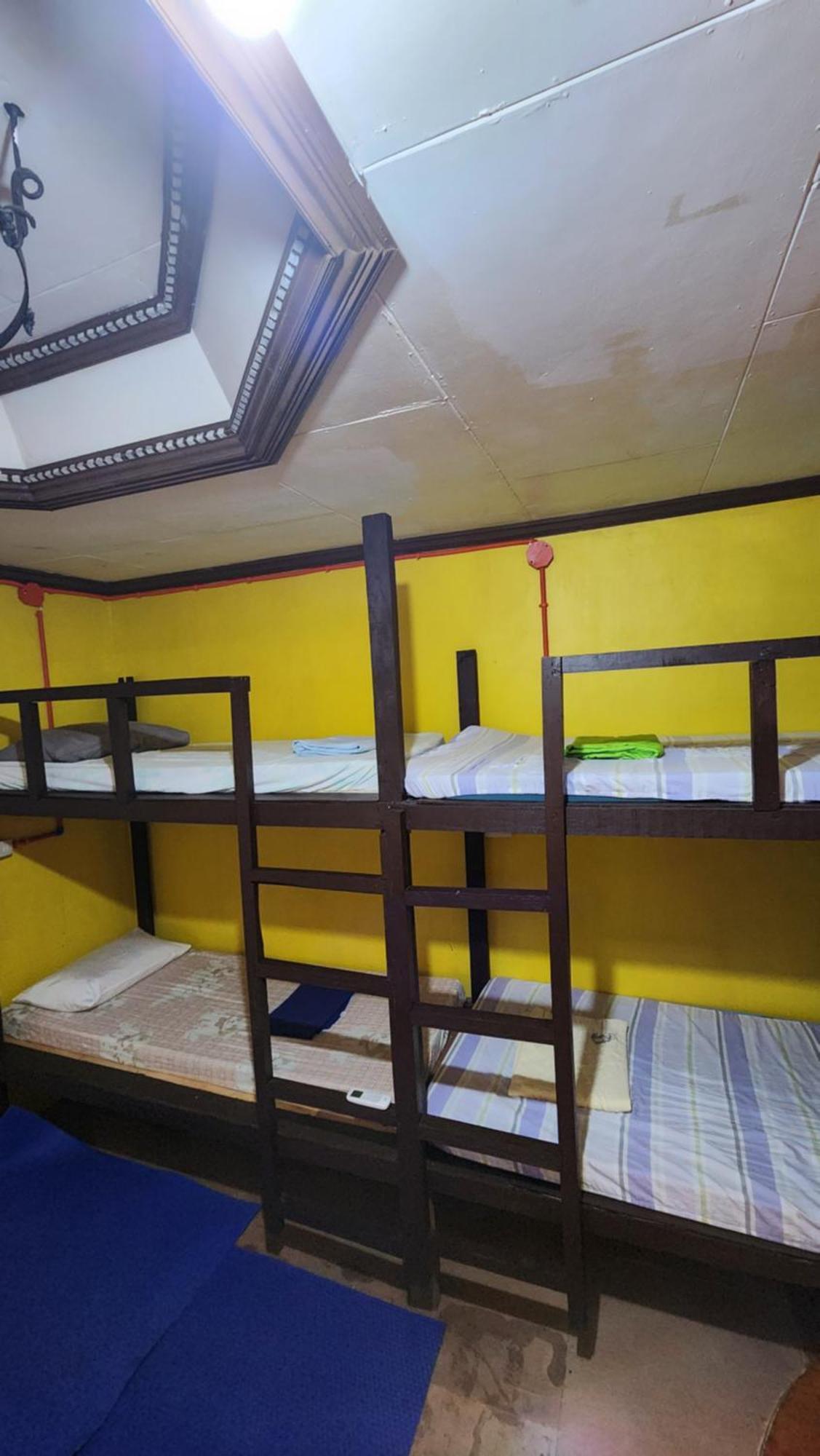 Screaming Gecko Hostel Busuanga Exteriör bild
